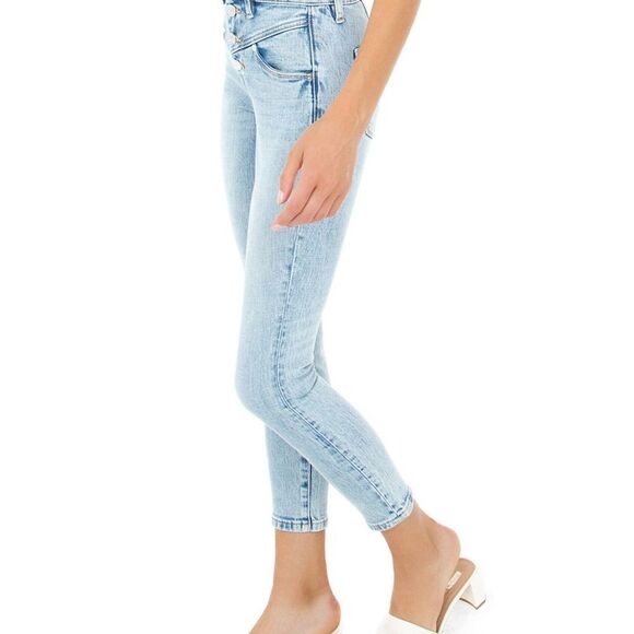 BlankNYC exposed button jean. Very flattering size 26. - Picture 8 of 9